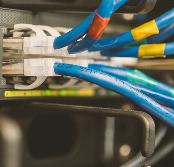 Professional Digital Hub 931090081 Performance