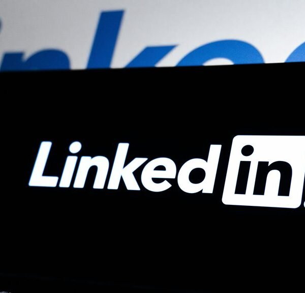 professional it network platform