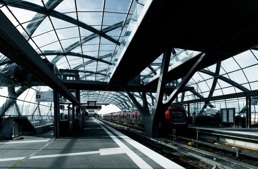 dynamic cloud platform hub