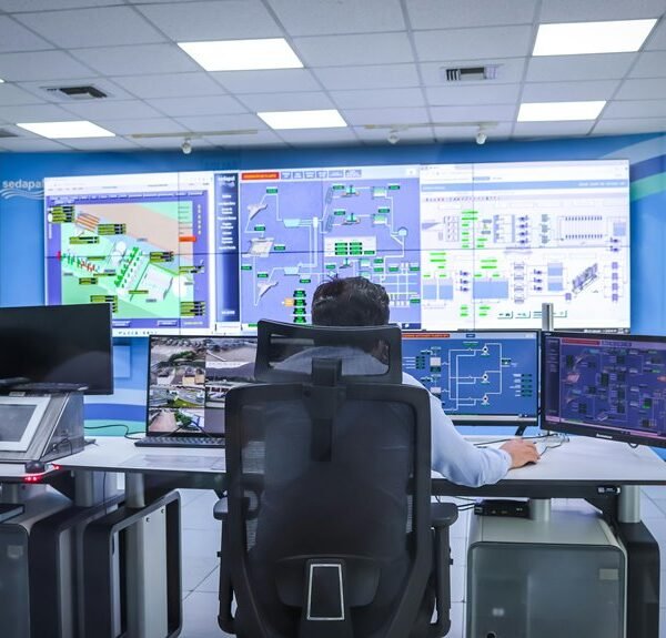 Smart Digital Suite 611219668 Web Hub